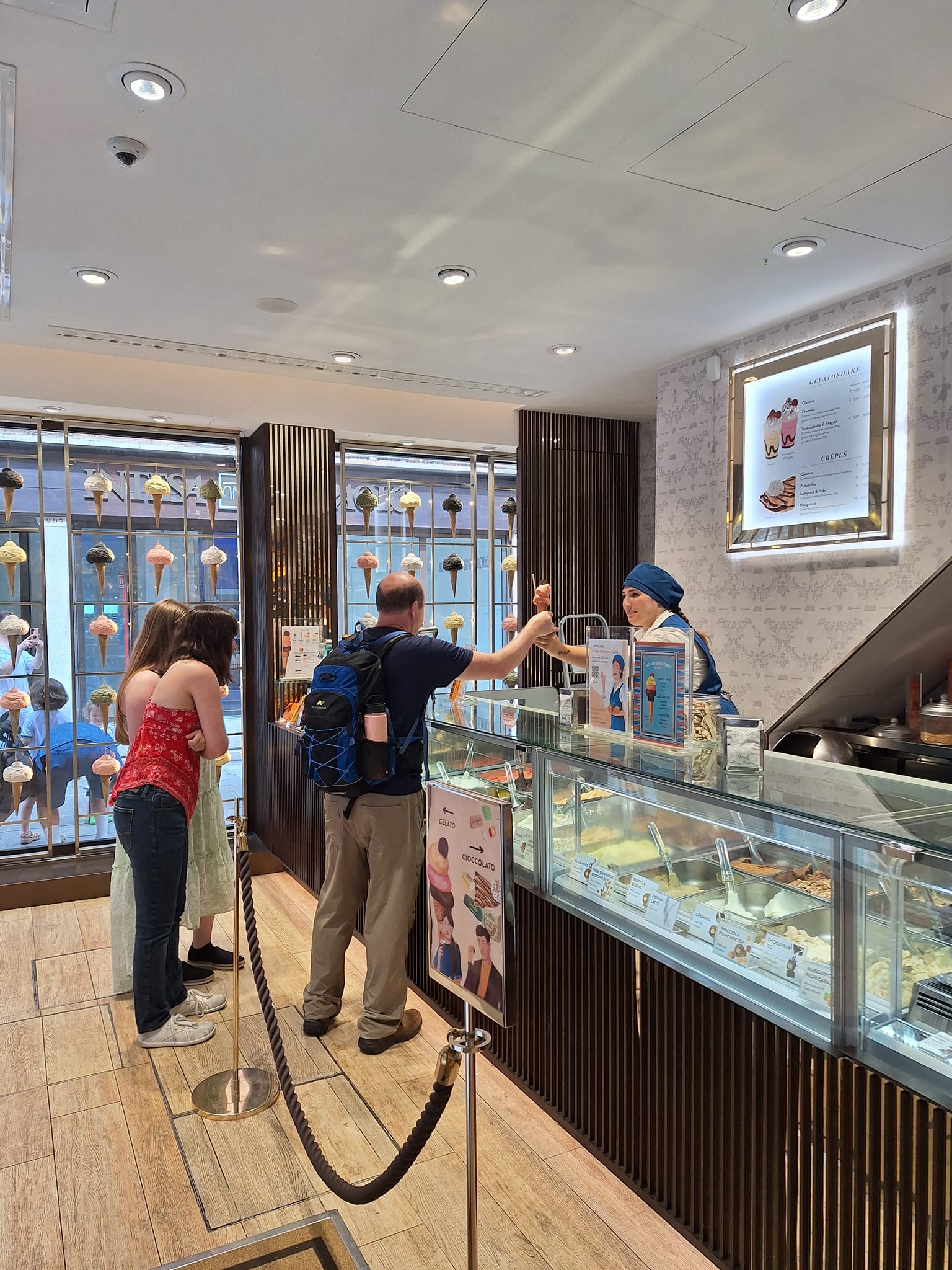 No photo description available.