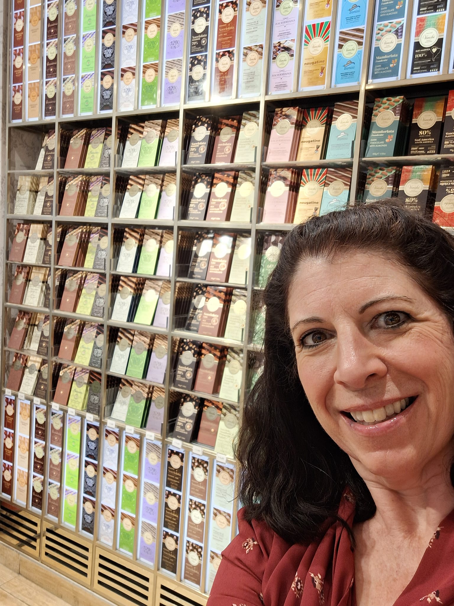 No photo description available.