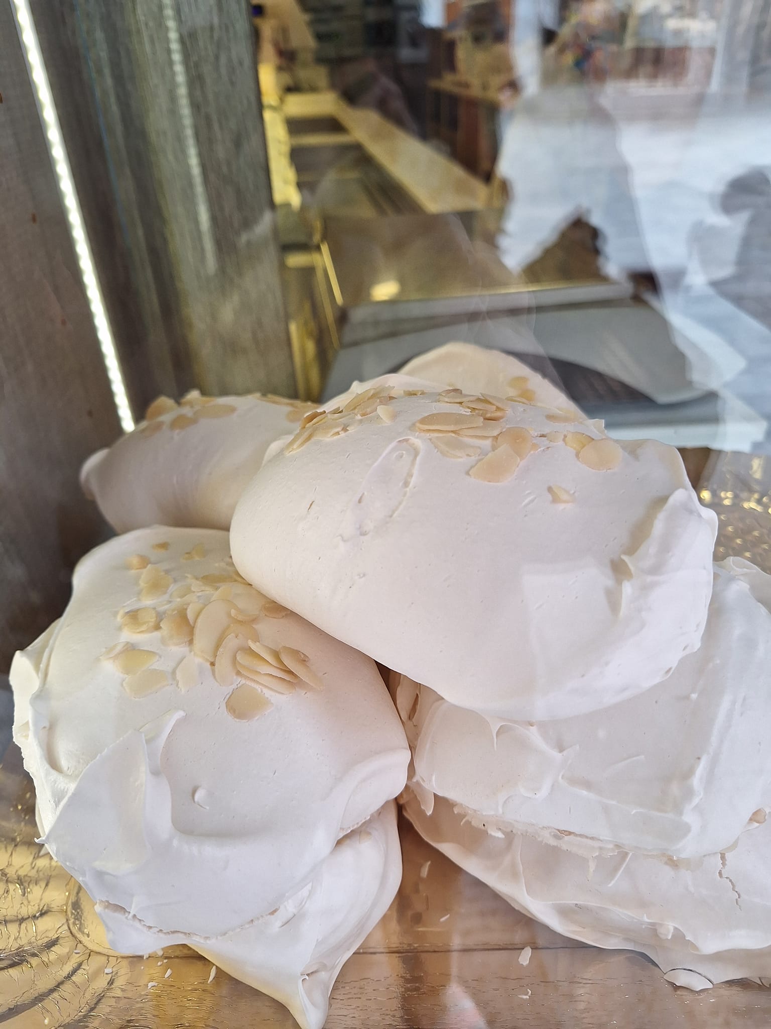 No photo description available.